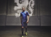 开云体育官网-绿茵场上的逆袭者，从尼日利亚绝杀到金玟哉的德甲统治