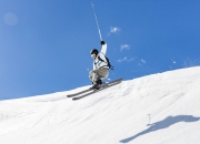 开云体育直播-黄喜灿爆发，皇家社会击溃喀麦隆，亚洲之光的欧陆征服之路