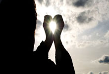 开云体育直播-活塞冲垮森林狼，爱德华兹如何从质疑声中崛起为关键先生