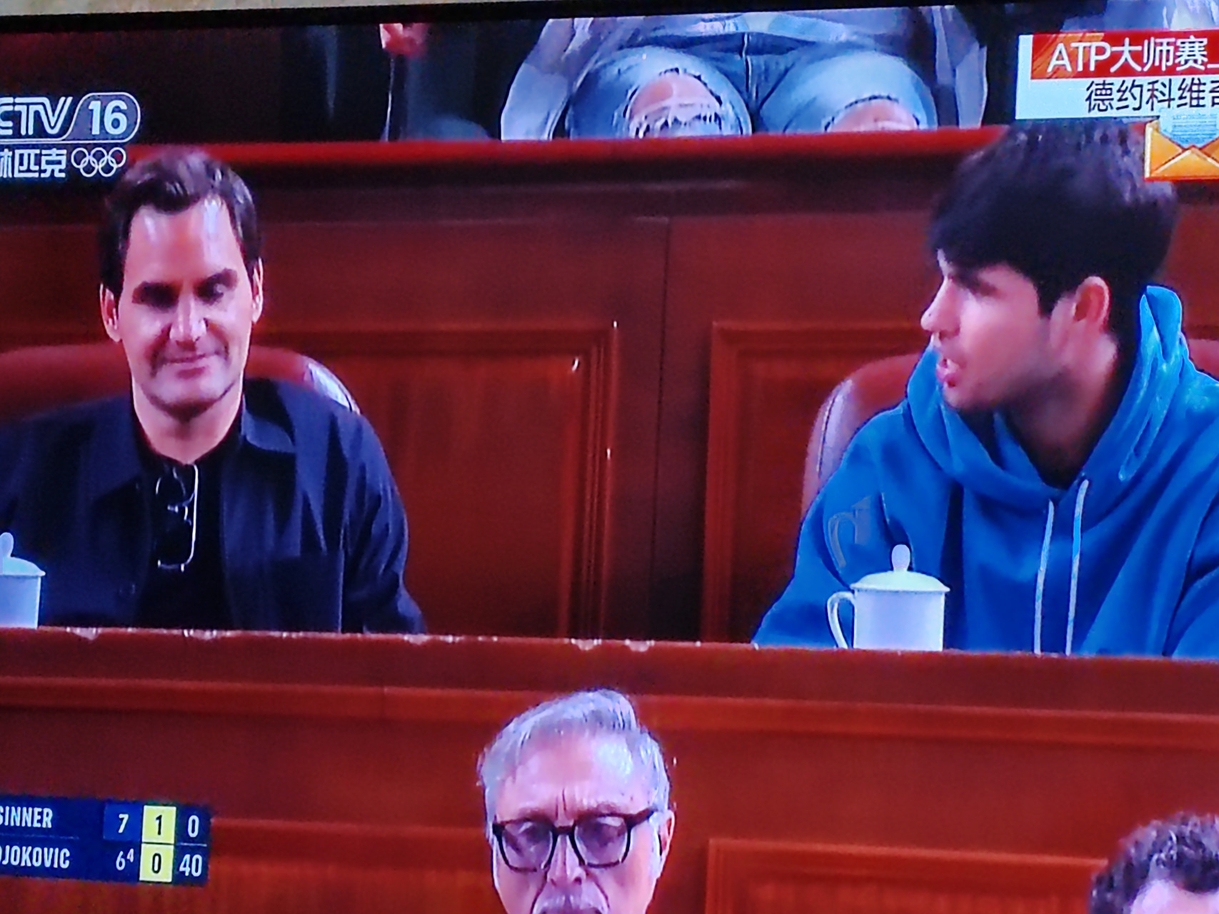 意大利网球队完胜日本网球队，费德勒绝境逆转的简单介绍