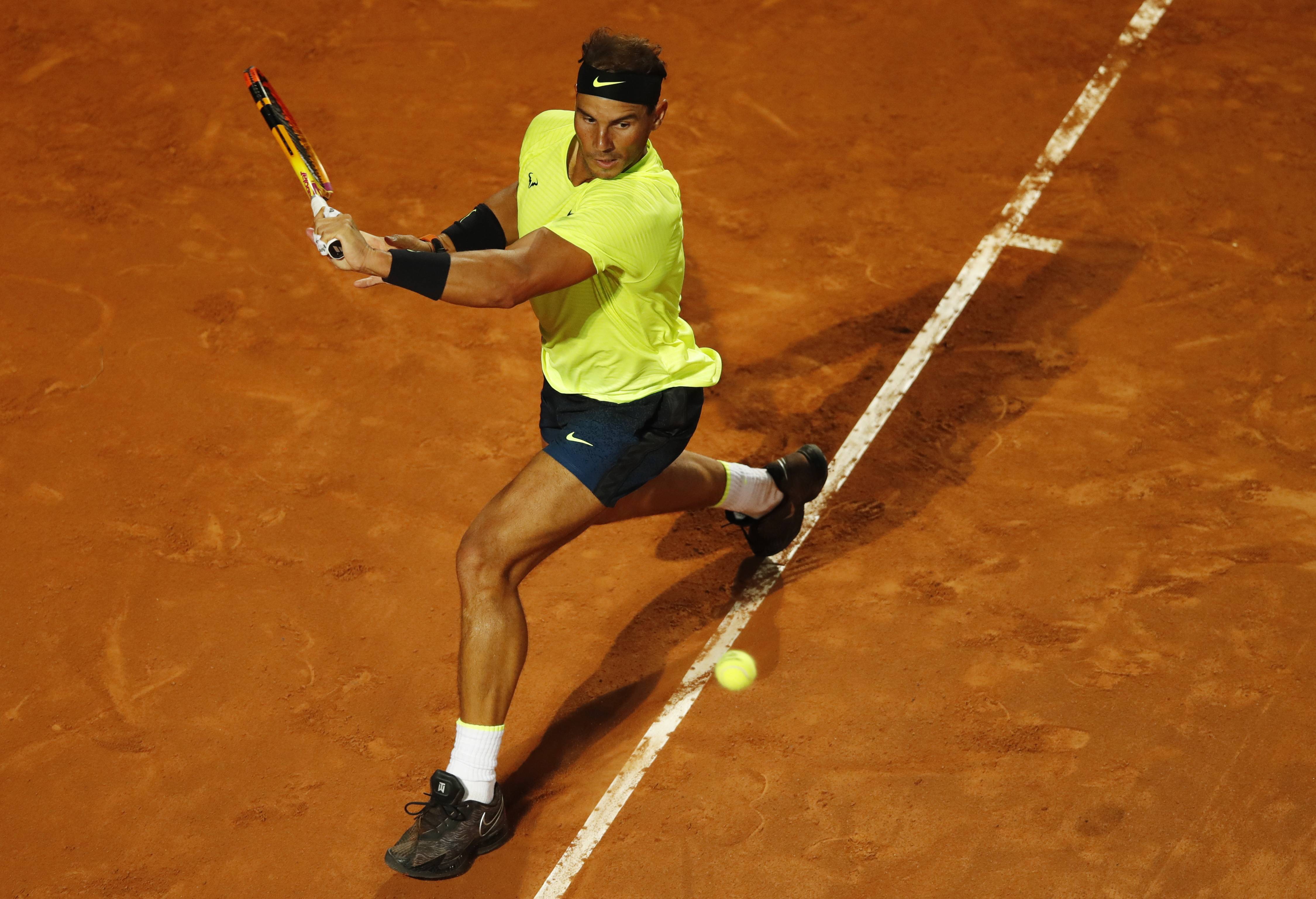 包含美国网球队绝地反击意大利网球队，纳达尔爆发神勇的词条