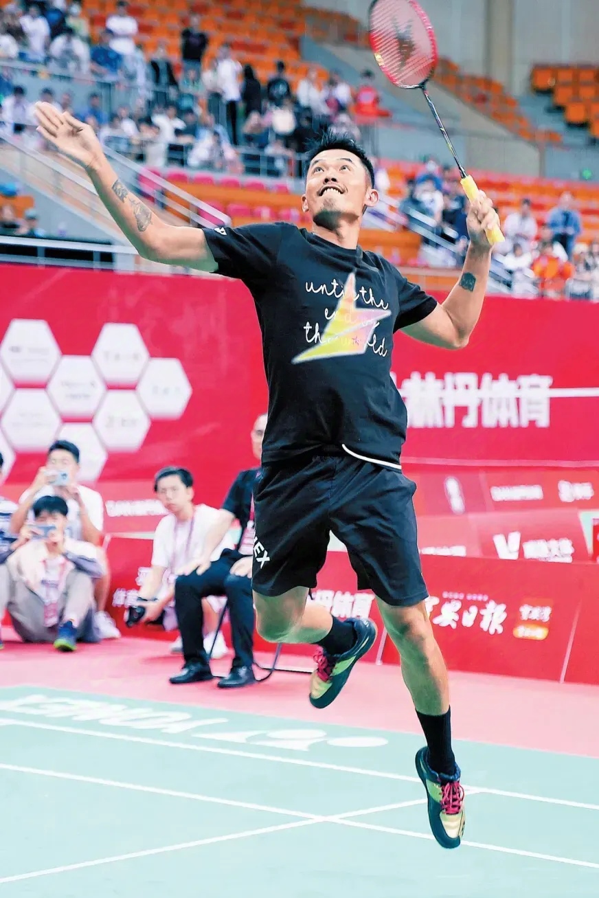 英格兰羽毛球队轻取日本羽毛球队，林丹惊艳世界的简单介绍