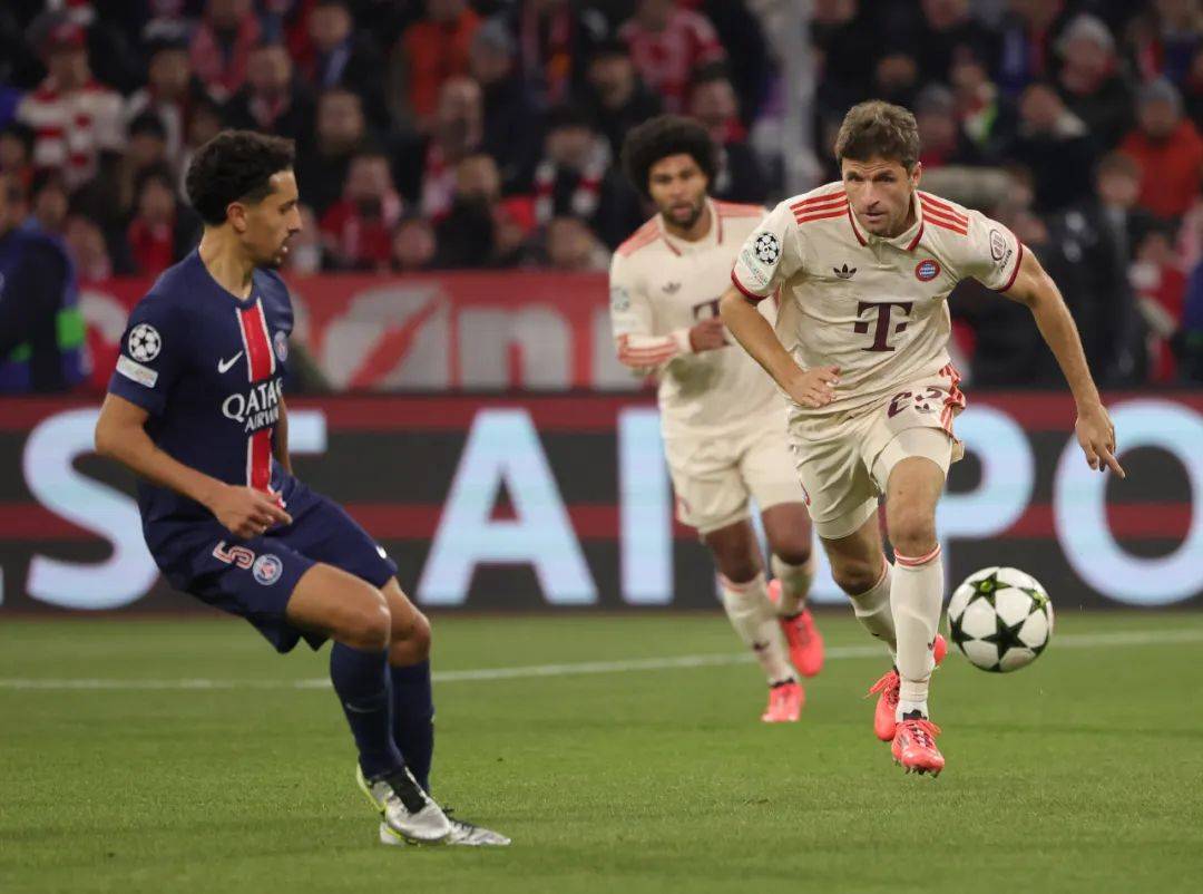 包含曼城碾压墨西哥，马尔基尼奥斯制霸全场的词条