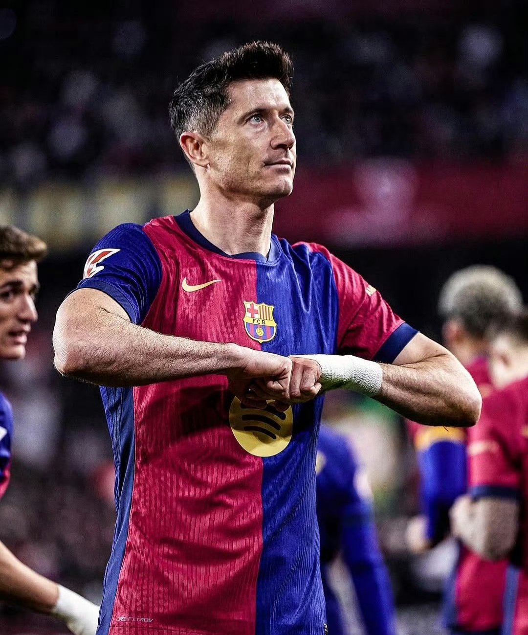 拜仁慕尼黑主教练发布战术调整后球队表现稳定的简单介绍