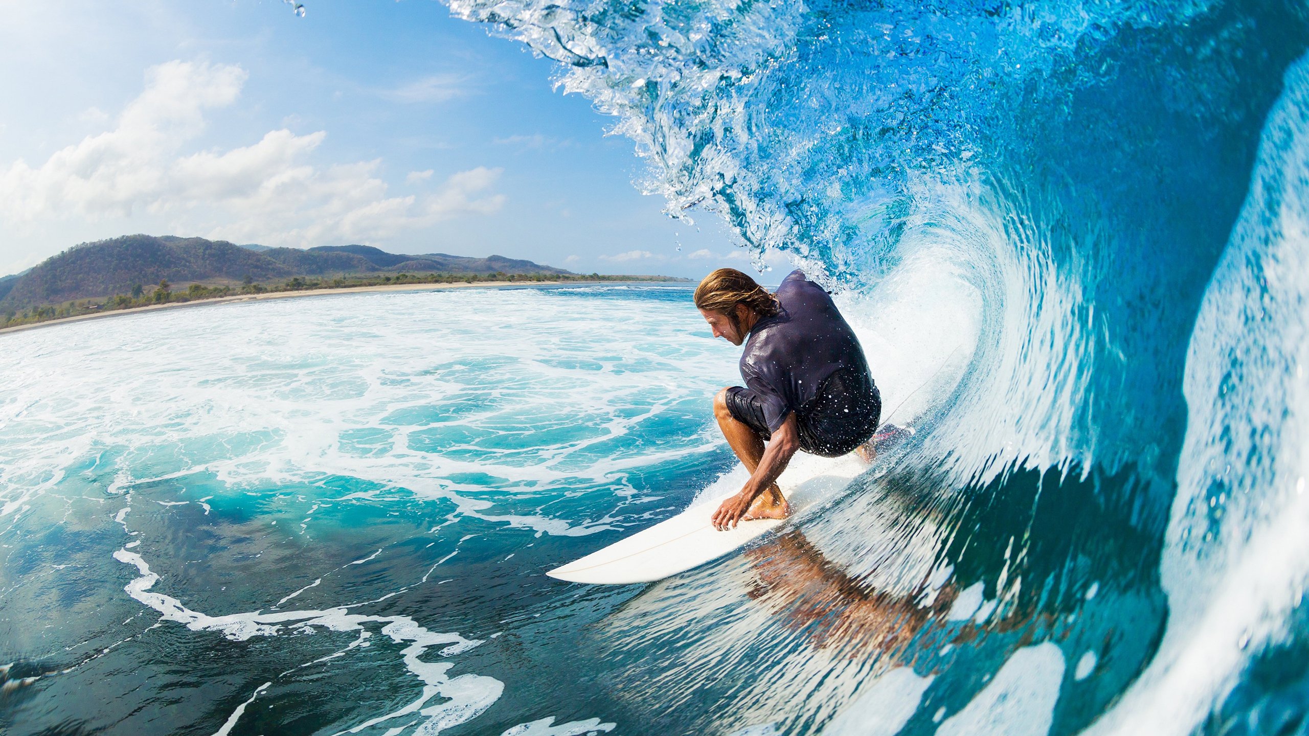 赛道上的双重奏，威廉姆斯险胜索伯，汉密尔顿统治全场